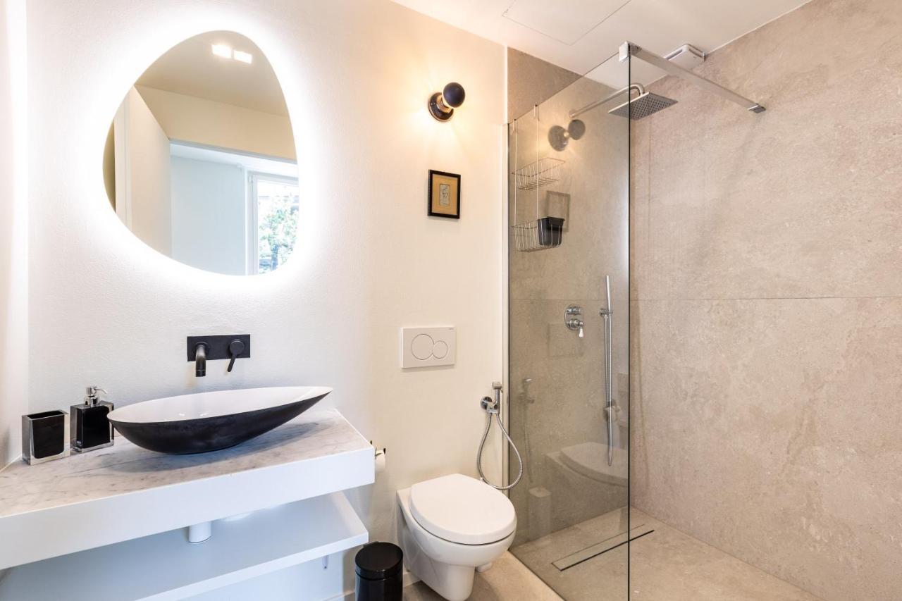 *Villa Olivo*With Private Terrace & Jacuzzi + 3Bedrooms Μιλάνο Εξωτερικό φωτογραφία